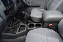 Full Length Centre Console – with Universal Wireless Phone Charger