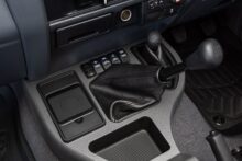 Full Length Centre Console – with Universal Wireless Phone Charger