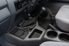 Full Length Centre Console – with Universal Wireless Phone Charger