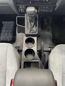 GDJ70 Automatic Half Length Centre Console