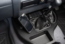 Full Length Centre Console – with Quadlock Magnetic Pivot Head Phone Charger
