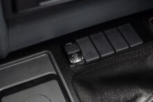 Full Length Centre Console – with Universal Wireless Phone Charger